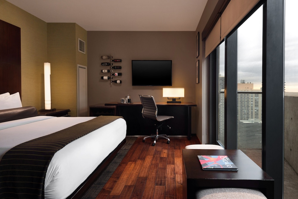 Room, King Bed