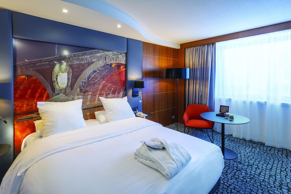 Mercure Toulouse Centre Compans Hotel 8/69