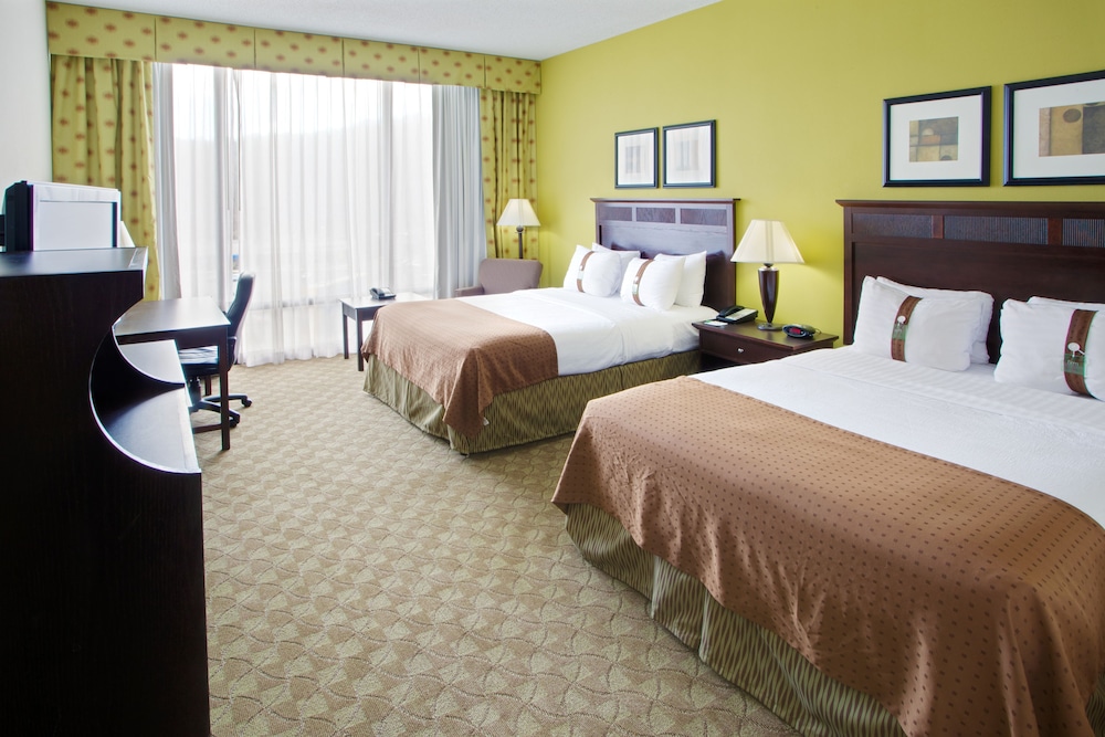Holiday Inn Roanoke Tanglewood Rt 419 I581 18/62