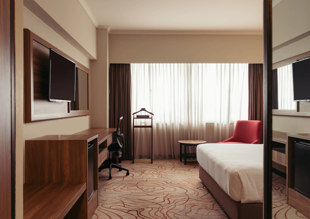 غرفة ديلوكس بسرير كينج، Impiana Hotel Ipoh 4/5