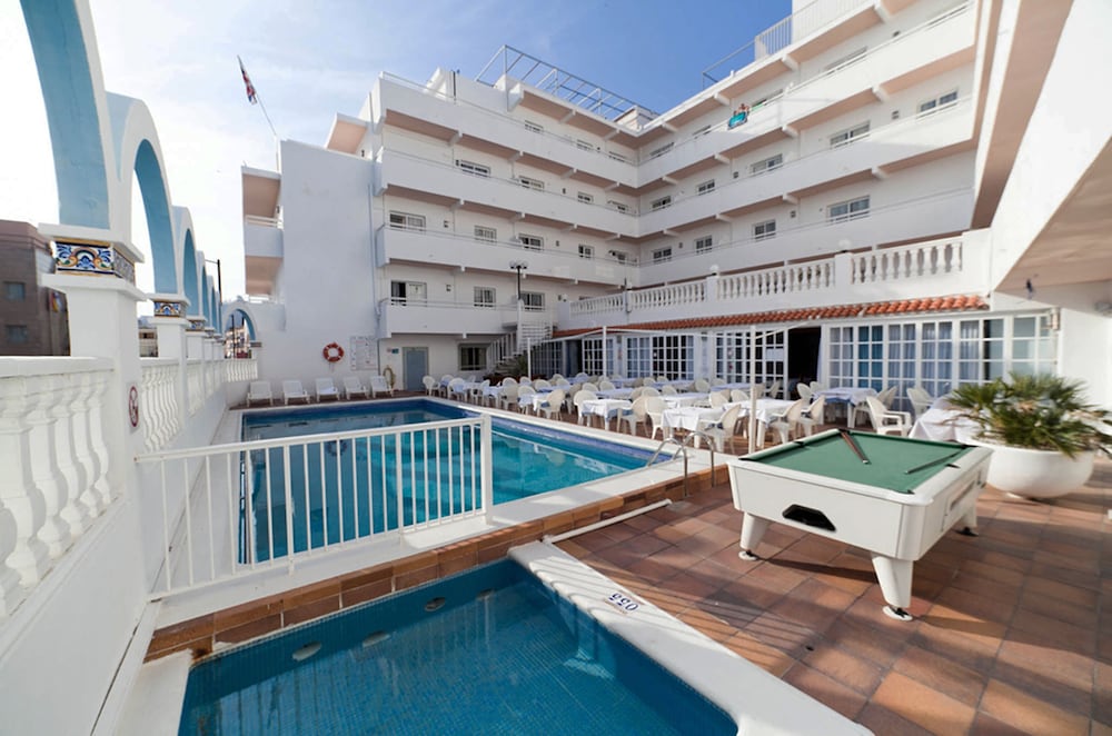 Vibra Lux Mar Aparthotel 6/48