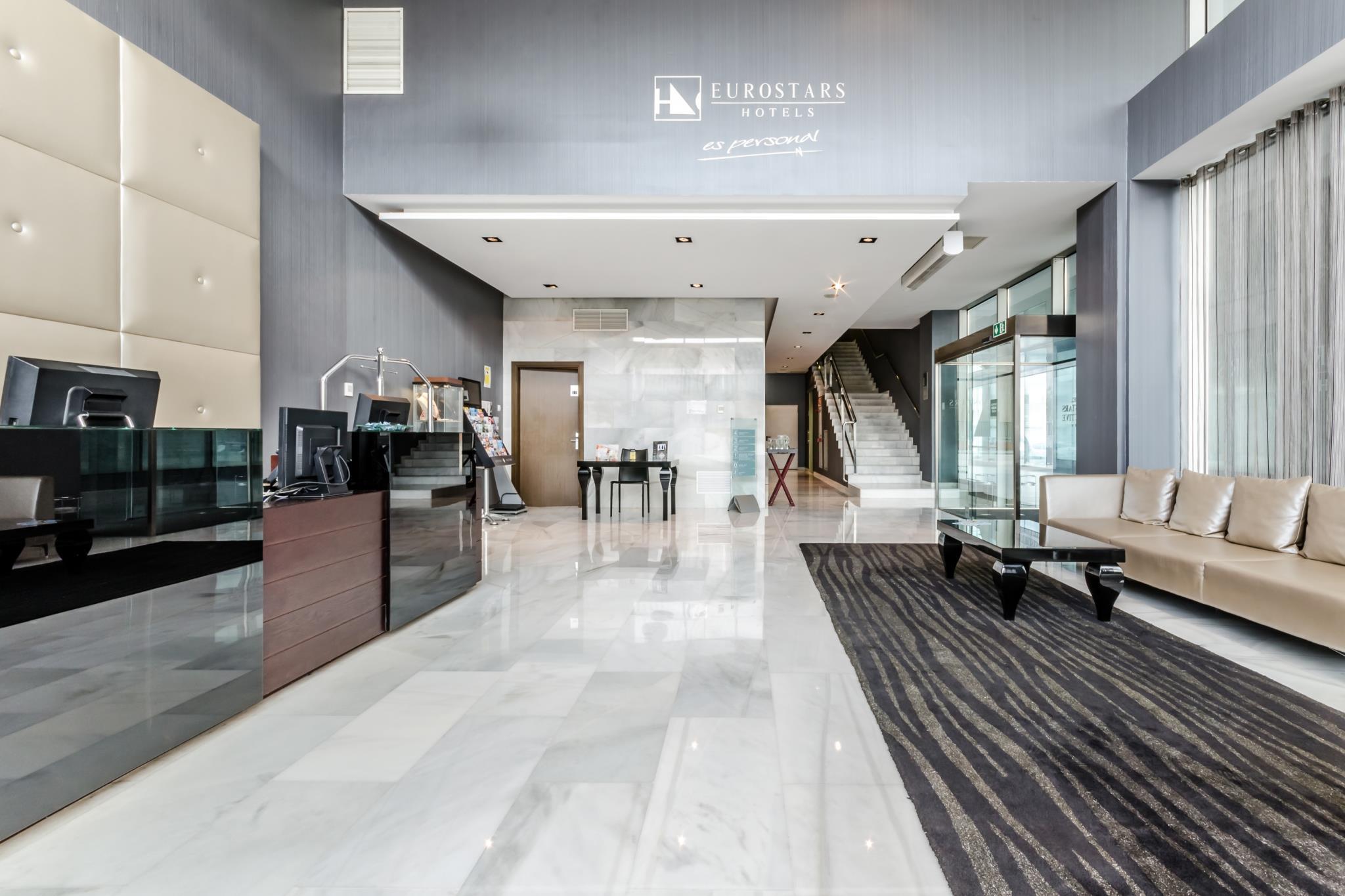 Executive, Twin Beds