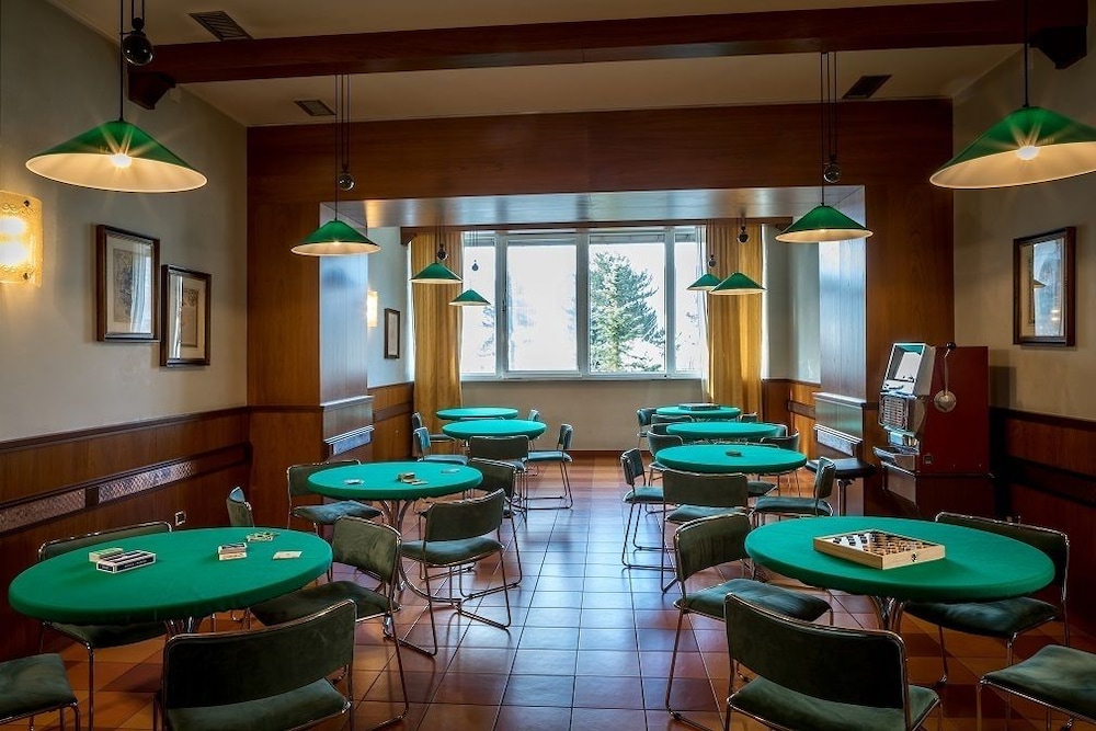 5 Miglia Hotel & Spa 52/66