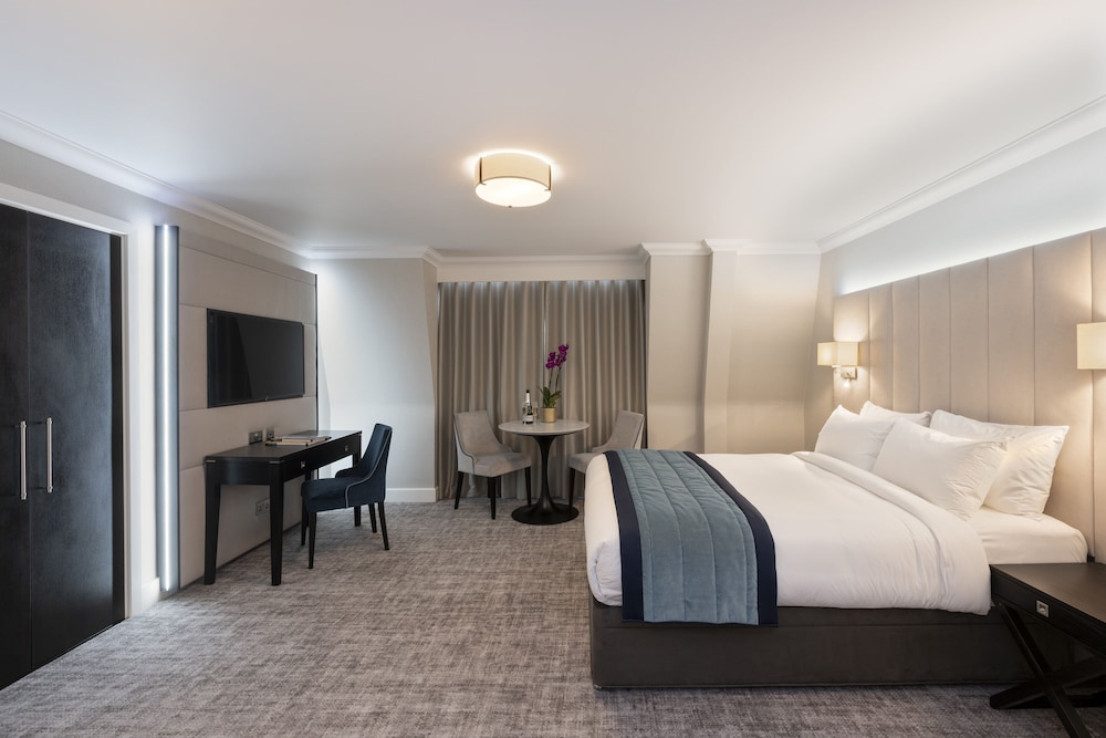 Tower, Residence, Studio, Double Bed, Kitchen