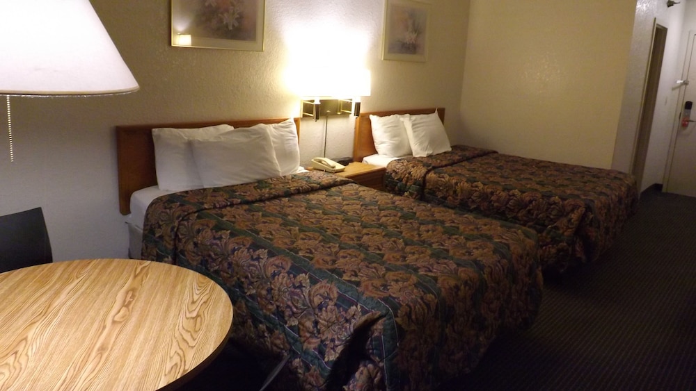 Kci Lodge 13/22