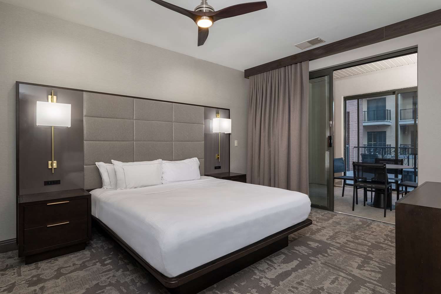 1 Bedroom, Condo, Fountain View