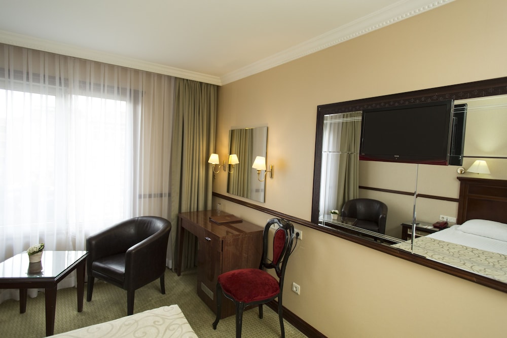 Topkapi Inter Istanbul Hotel 46/69