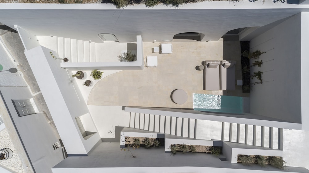 Aesthesis Boutique Villas 35/50