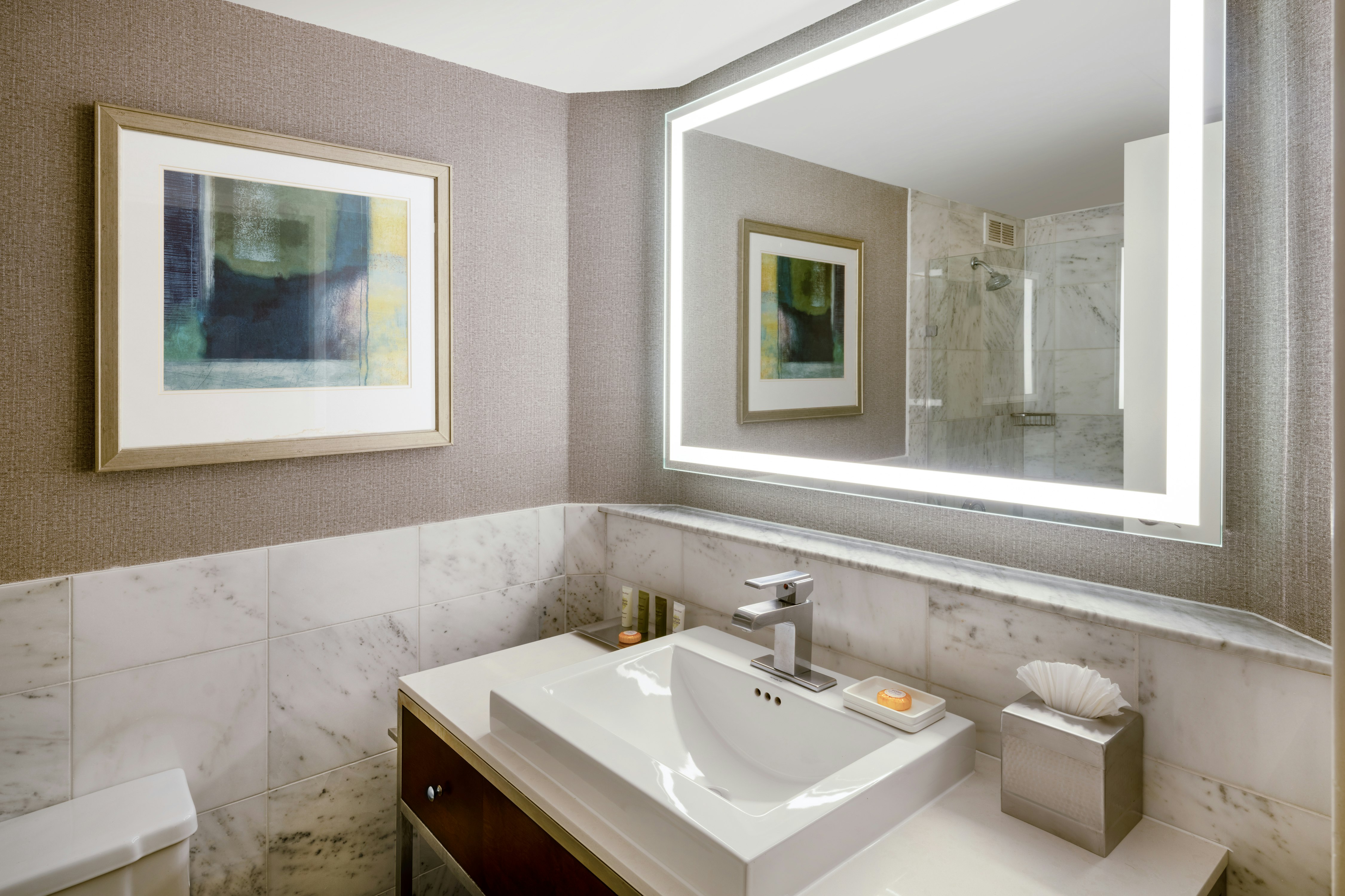 room, 2 double beds, city view, Hilton Dallas Lincoln Centre by the Galleria 3/3