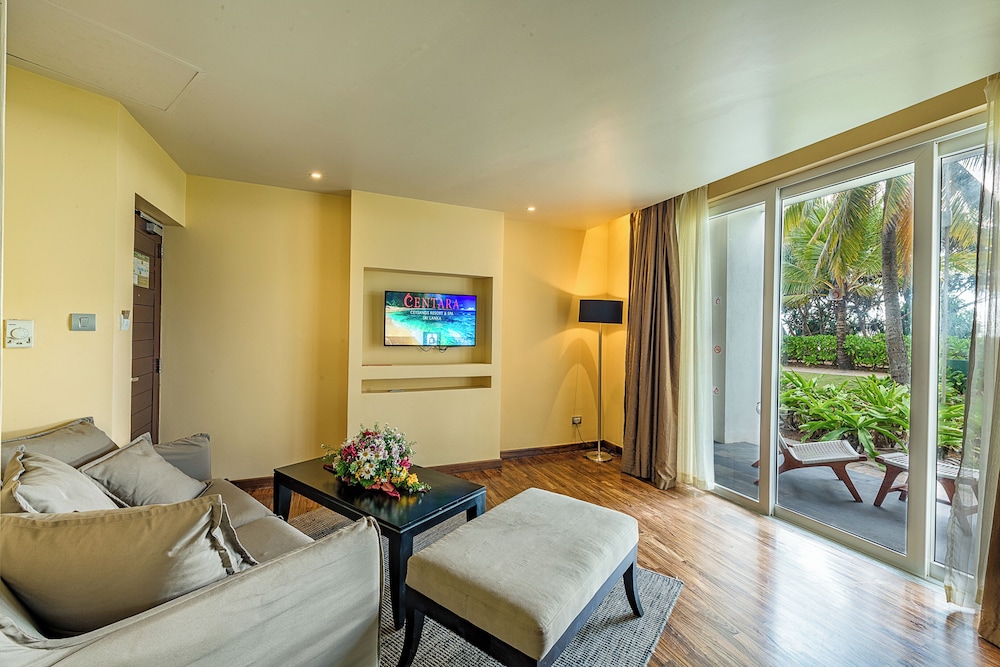 Pullman Bentota Resort & Spa 30/50