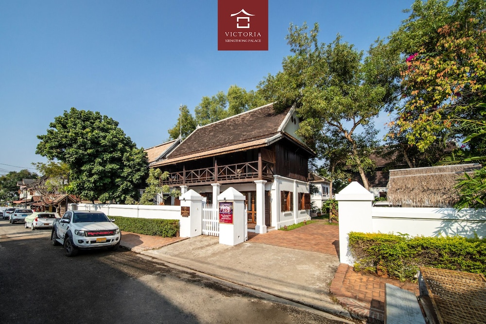 Victoria Xiengthong Palace 41/50