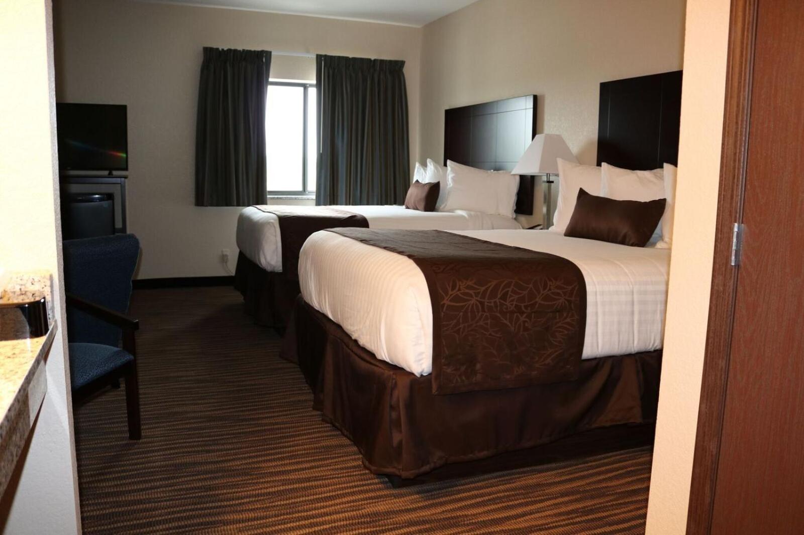 Family Suite, Cobblestone Inn and Suites Maryville 6/10
