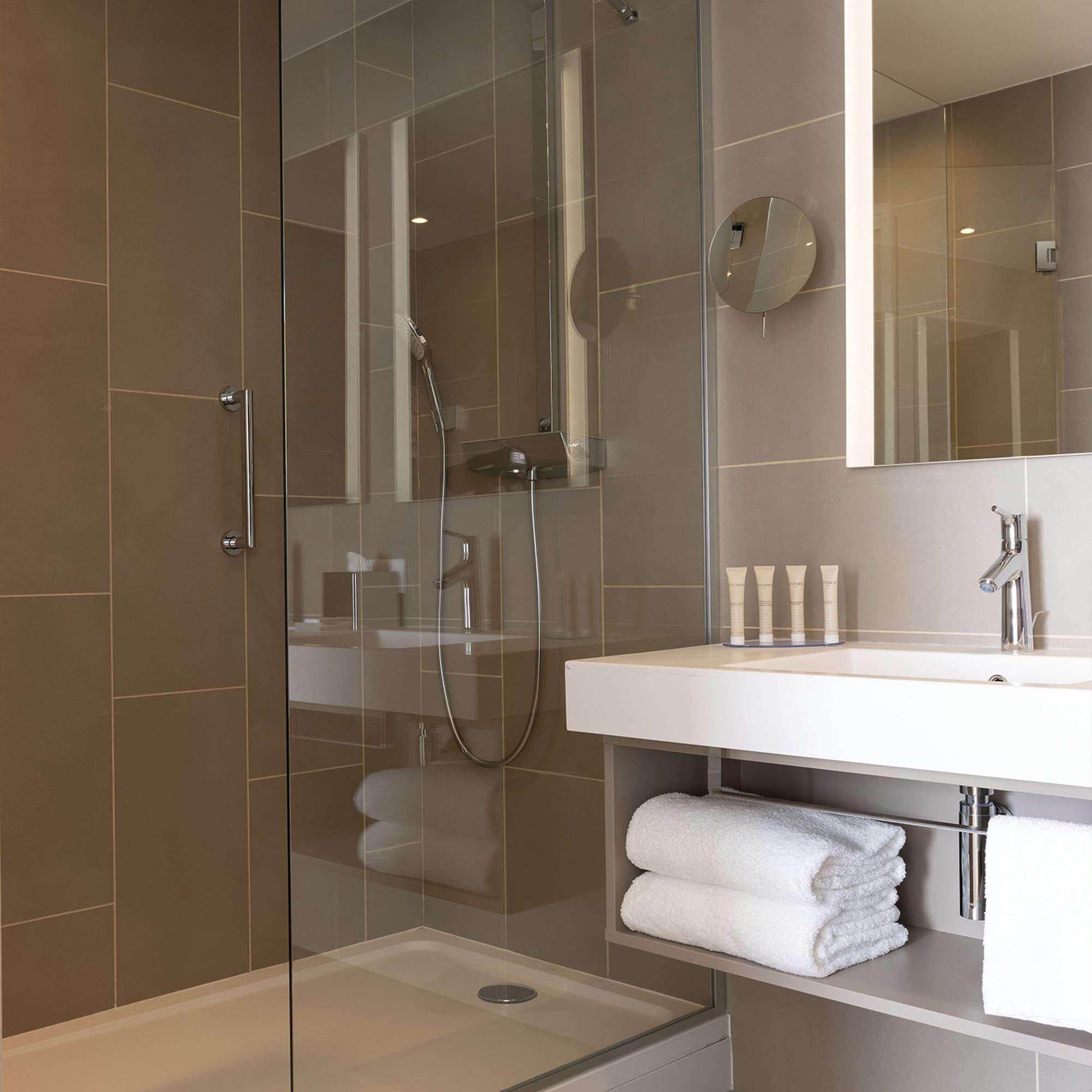 غرفة بغرفة نوم واحدة، Hilton Garden Inn Tours France 3/5