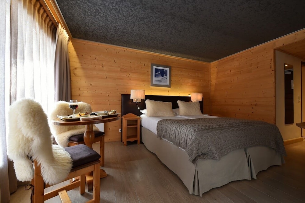 Chalet-Hotel La Chemenaz 8/50