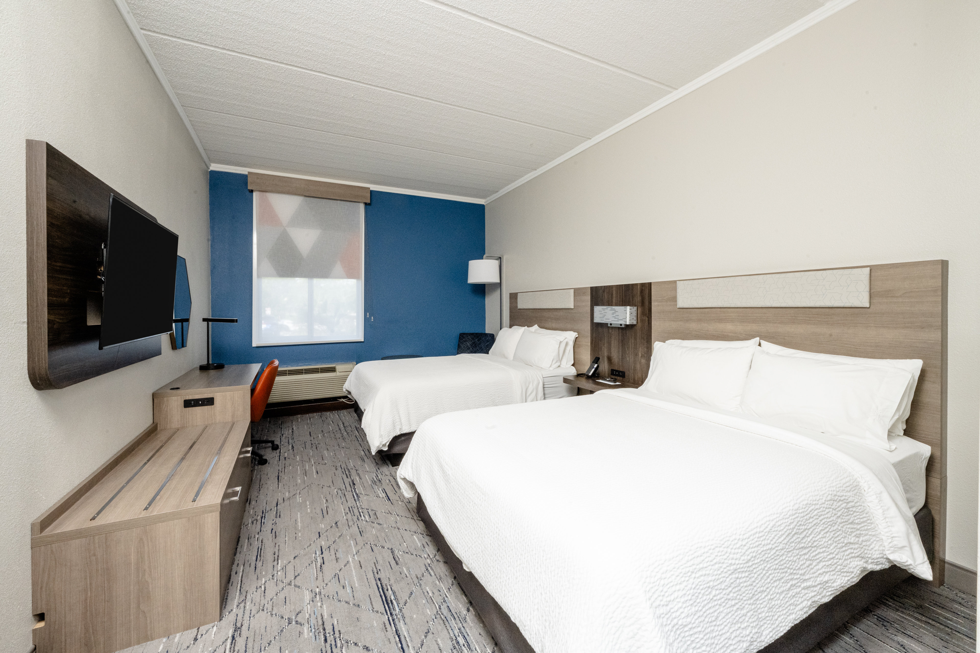 Holiday Inn Express Charleston Ashley Phosphate 6/30