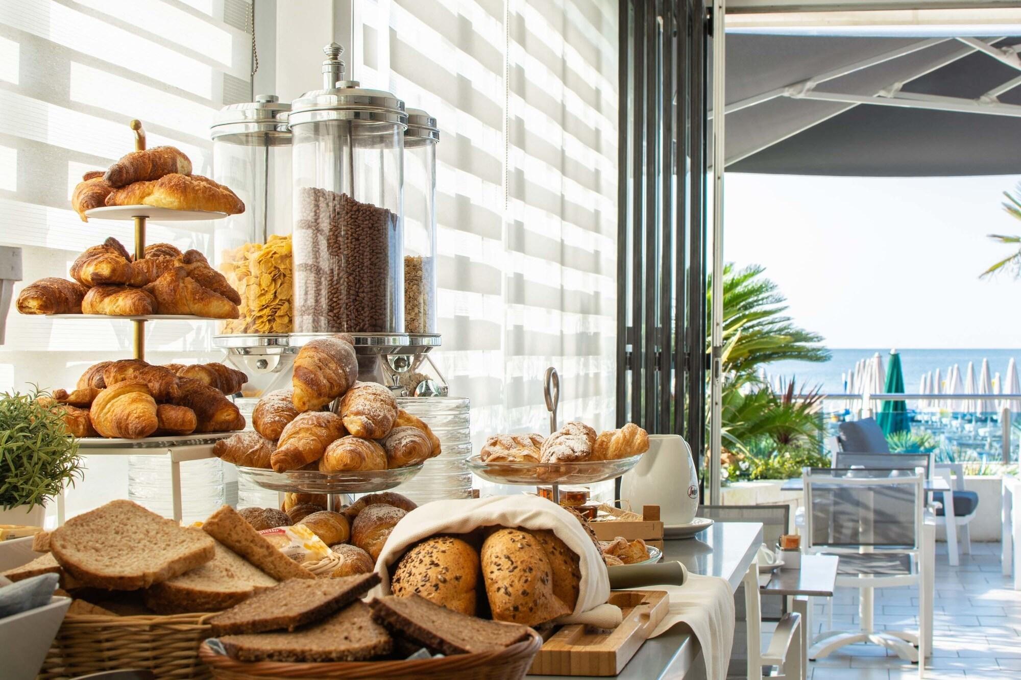 Hotel Delaville Frontemare 43/50