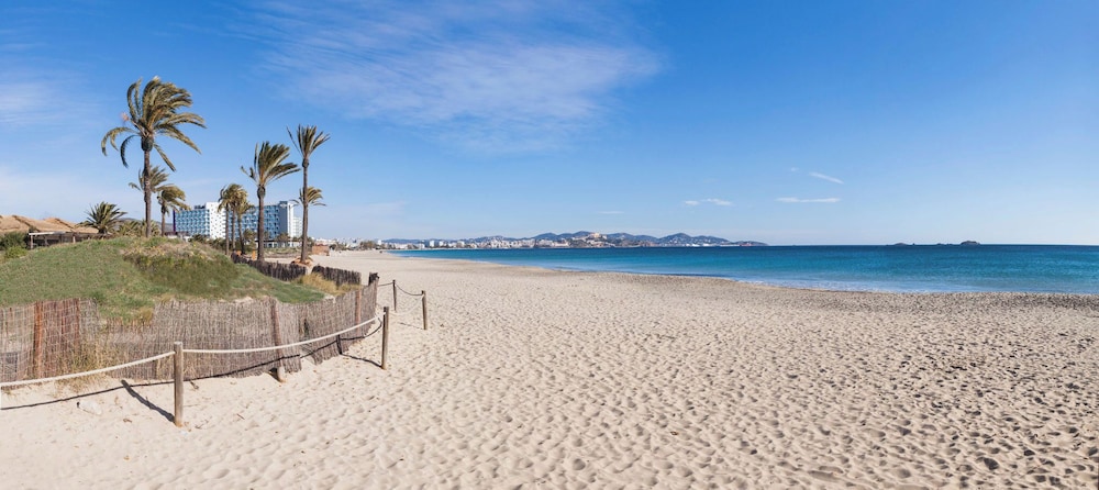 Grand Palladium White Island Resort & Spa - All Inclusive 69/73