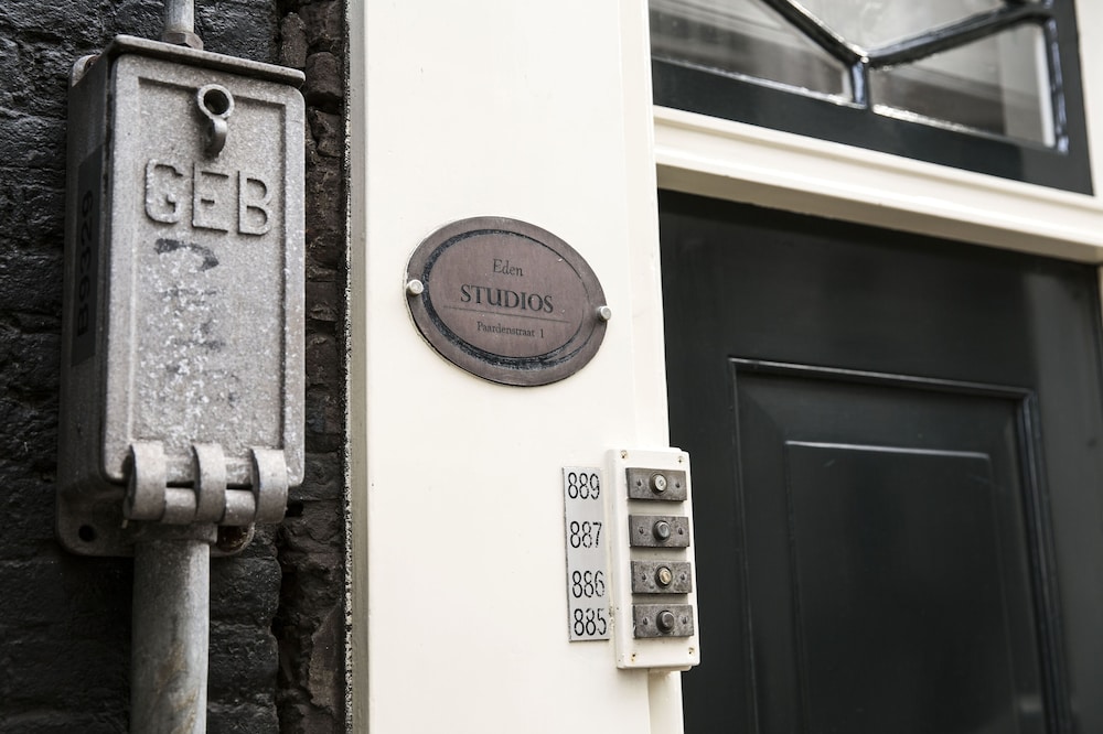 Eden Studios And Apartments 16/42