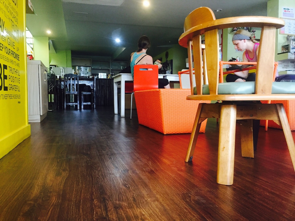 Dozy House 6/31