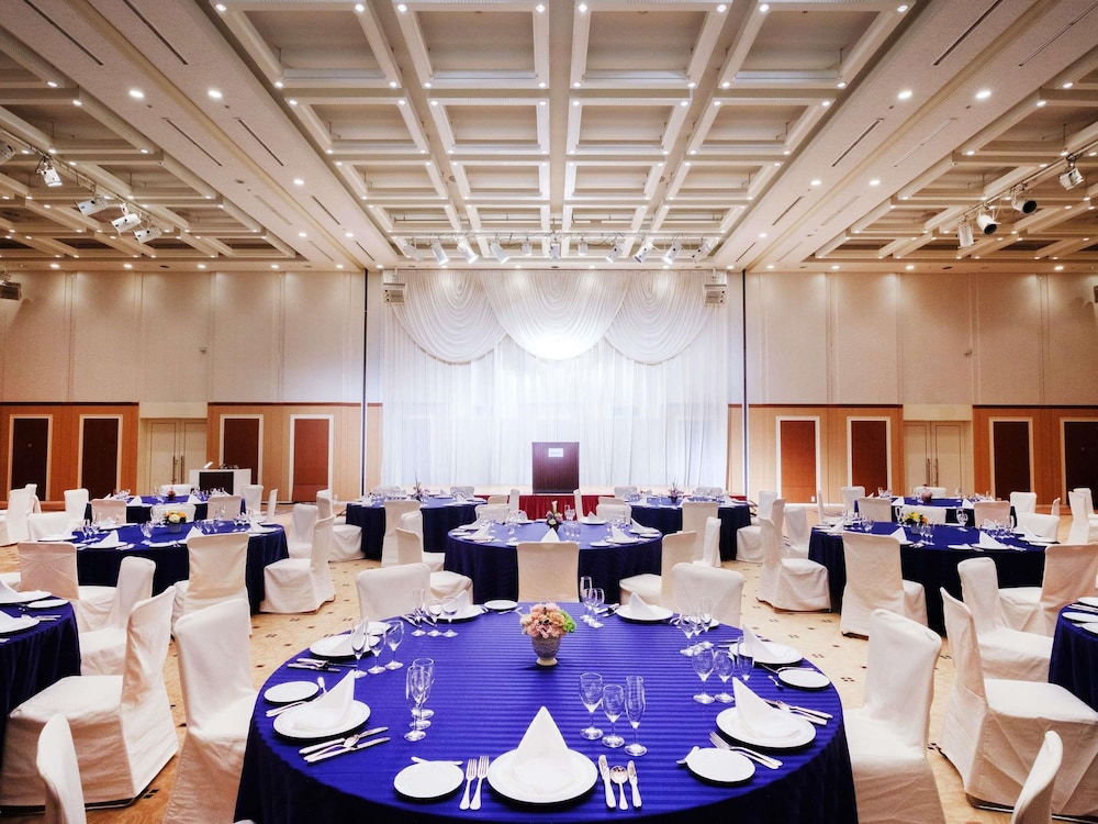 MERCURE YOKOSUKA 60/70