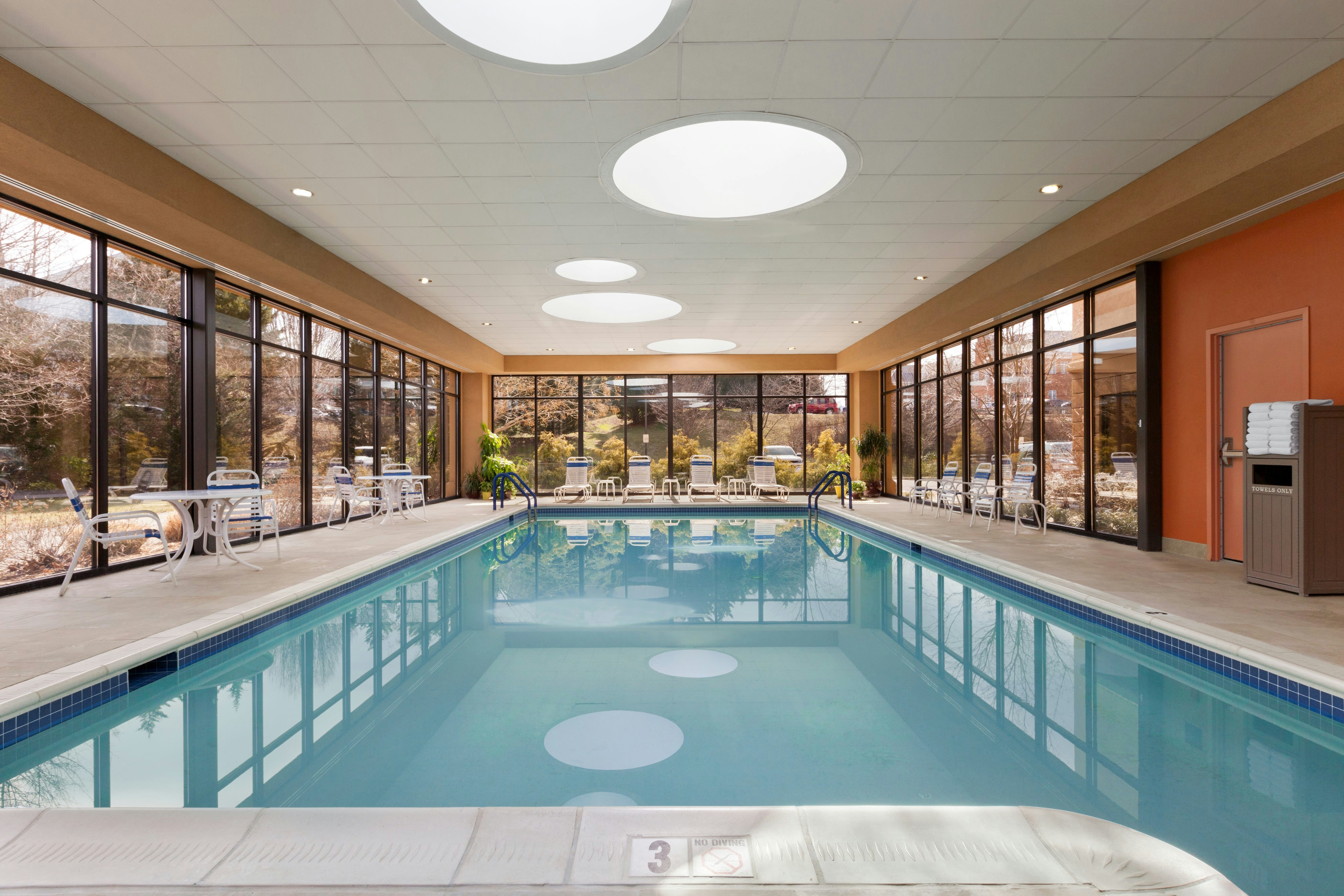 Hampton Inn Warrenton 24/52