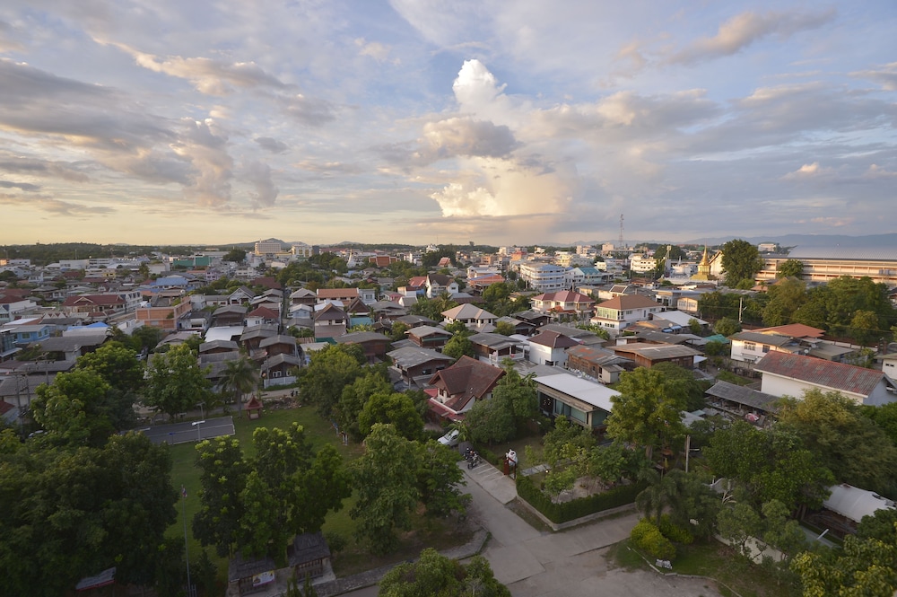Phuglong Luxury Hotel 40/50