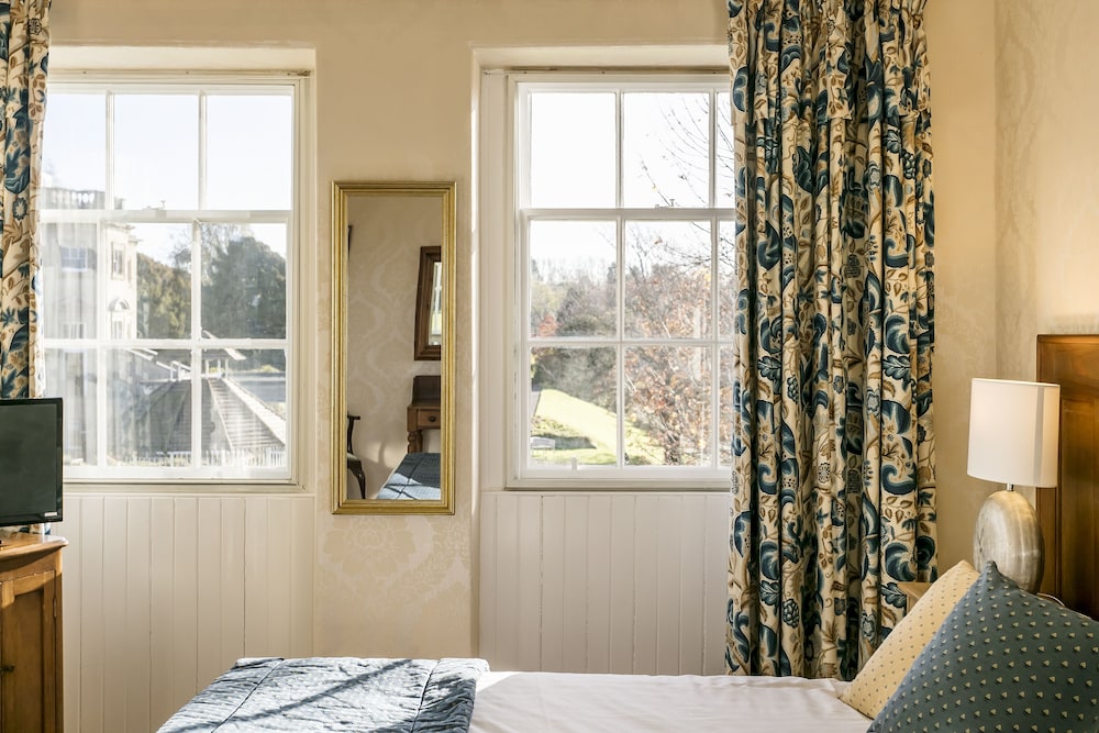 Ednam House Hotel 57/69