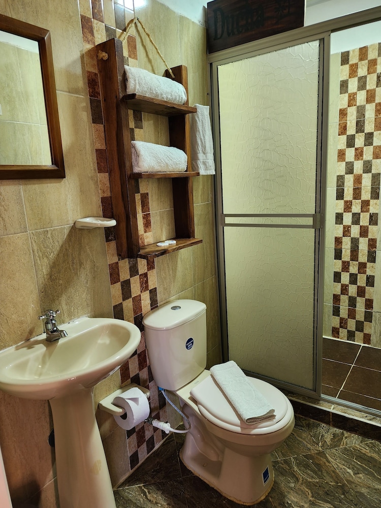 Hotel Campestre Palmas Del Zamorano 49/50