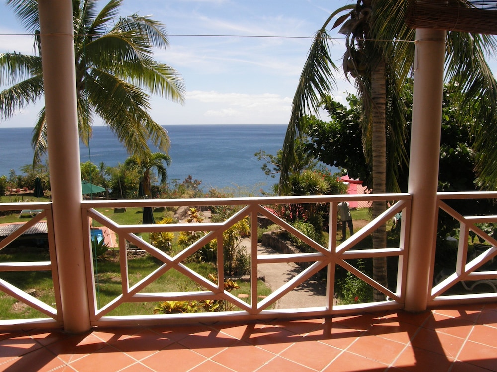 Tamarind Tree Hotel and Restaurant 50/50