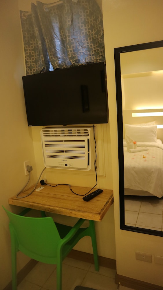 Haramayne Suites 16/18
