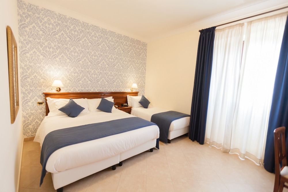 Villa Giuliana 9/50