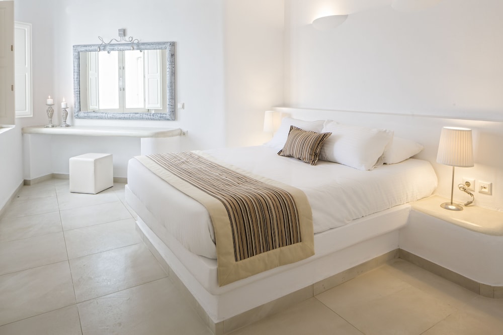Amber Light Villas 18/70