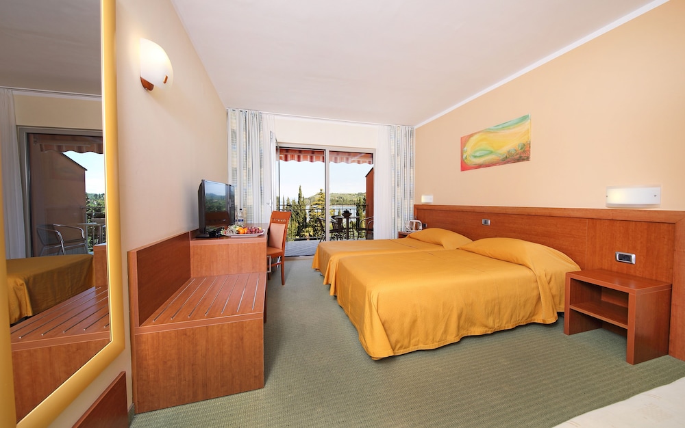 Hotel Salinera 15/66