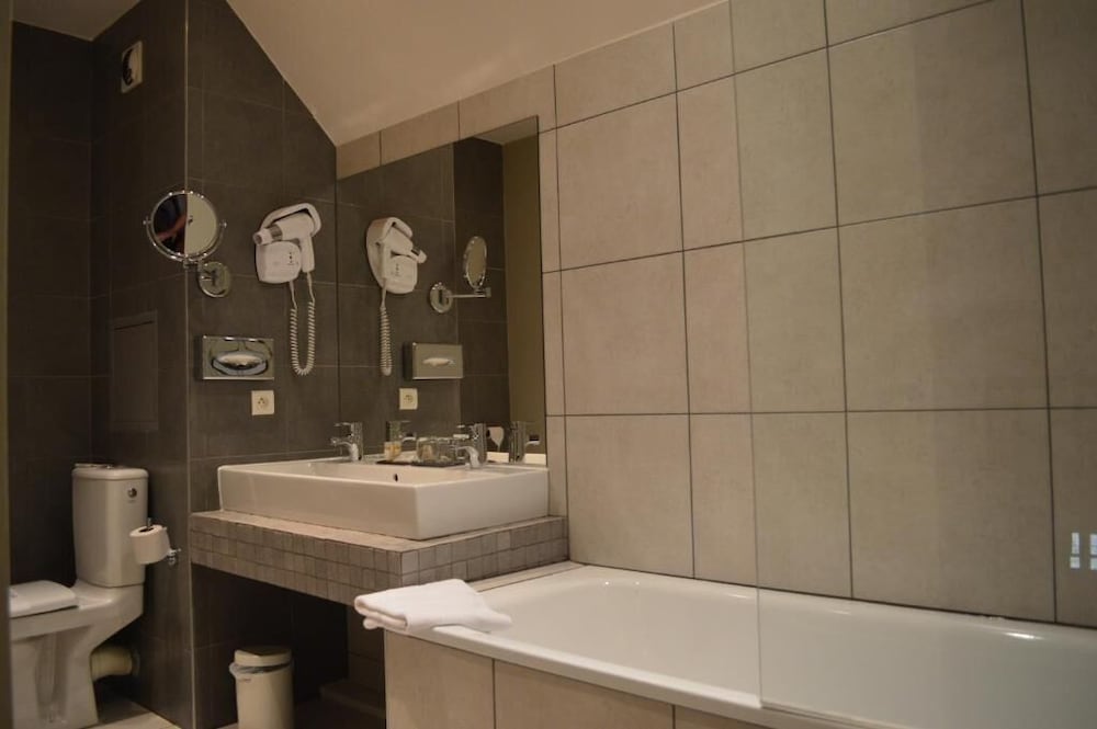 Hotel Le Chateau Fort 5/70
