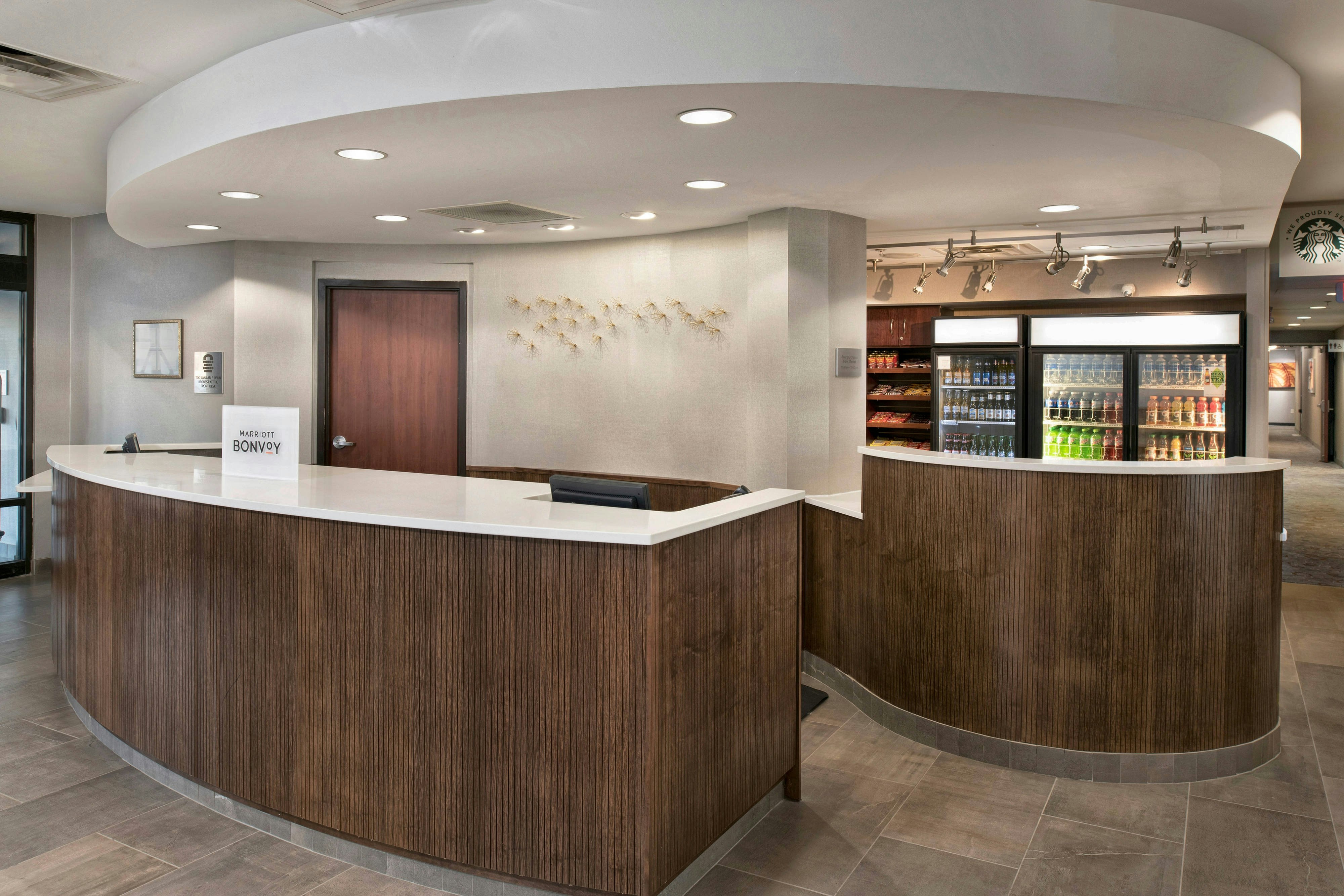 Lobby at Courtyard by Marriott Collierville, COLLIERVILLE - TN