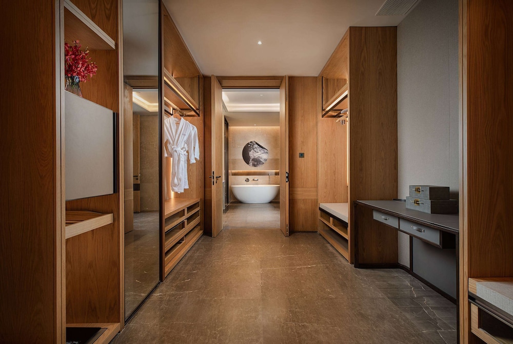 Wyndham Grand Plaza Royale Xiangai Mountain Fuzhou 33/33