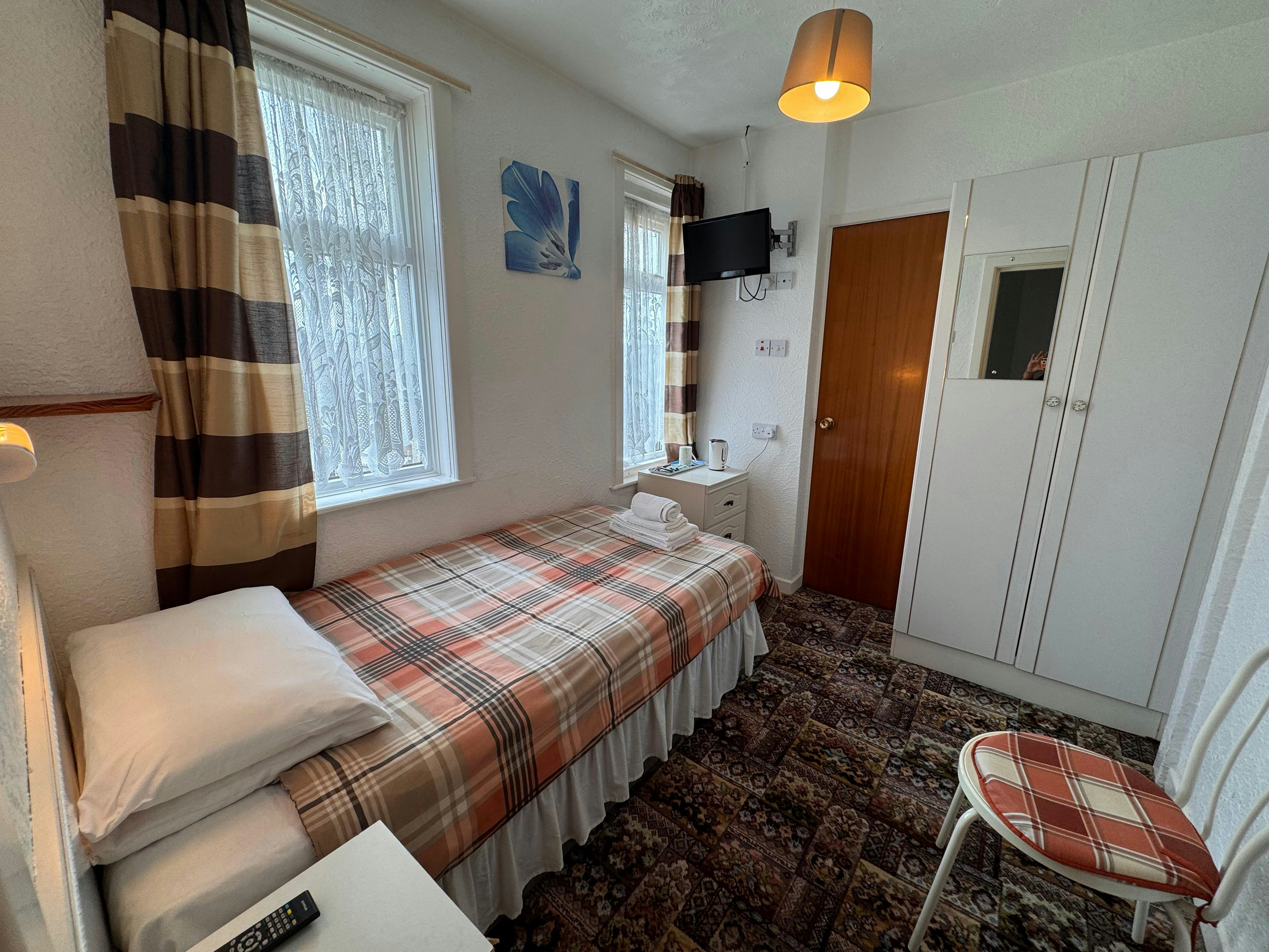 غرفة قياسية مفردة، RideSide Hotel, next to Pleasure Beach Blackpool 2/7