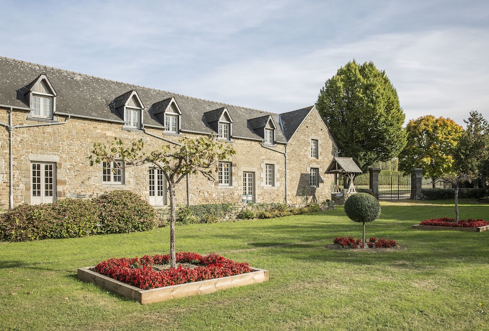Hotel de l Abbaye Le Tronchet Saint Malo 42/50