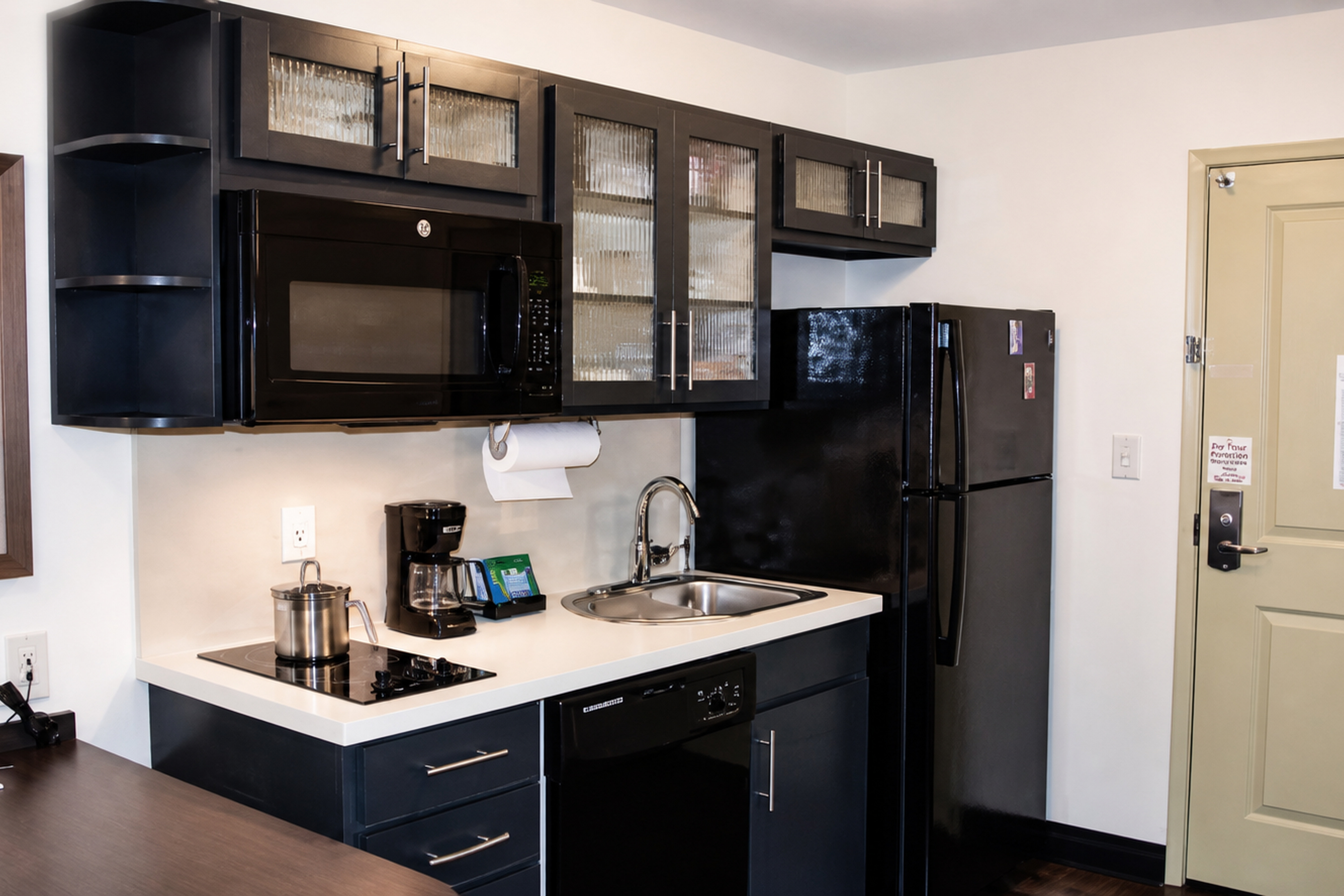 Candlewood Suites Pearl 57/59