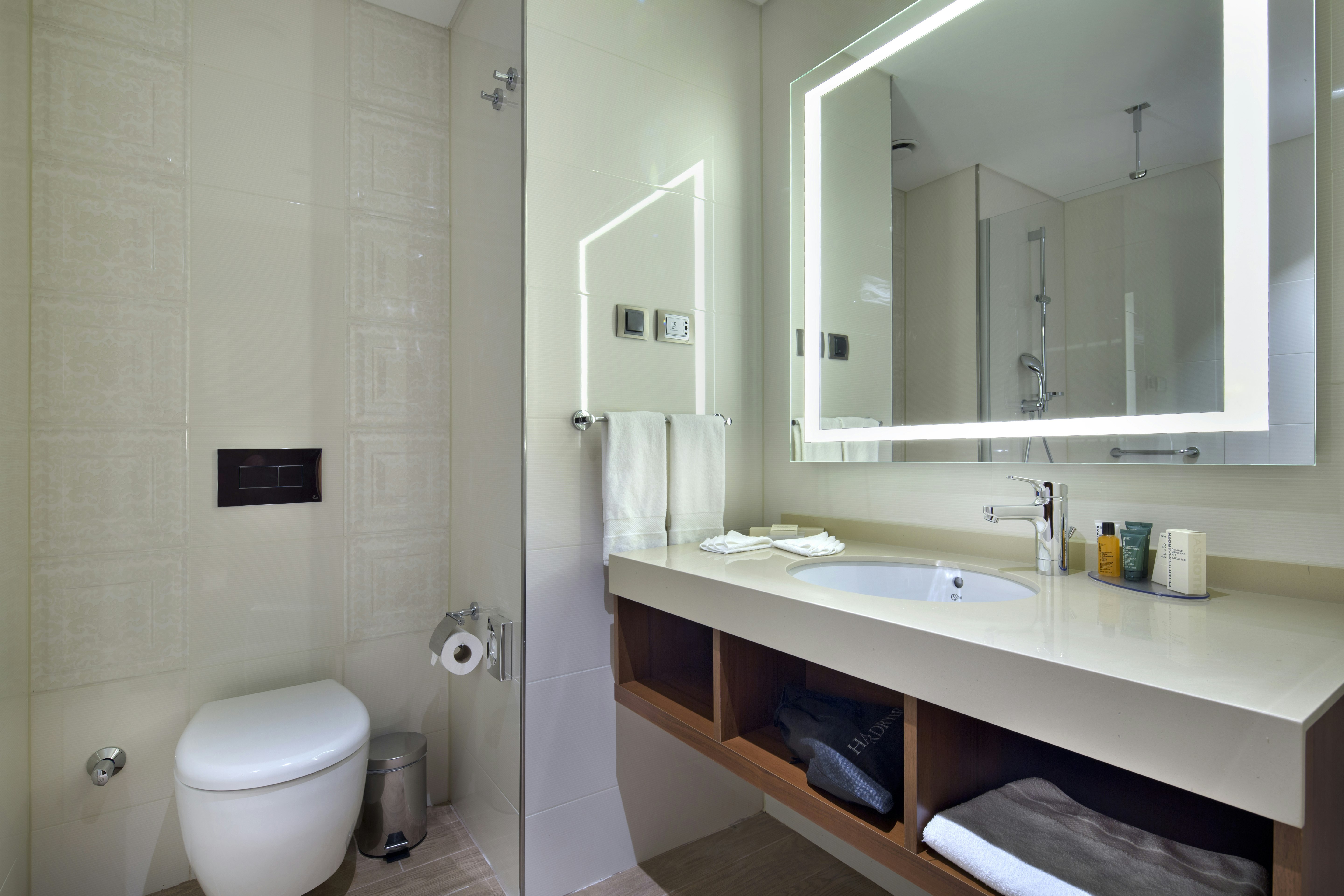 غرفة بسريرين منفصلين، Hilton Garden Inn Istanbul Beylikduzu 3/5