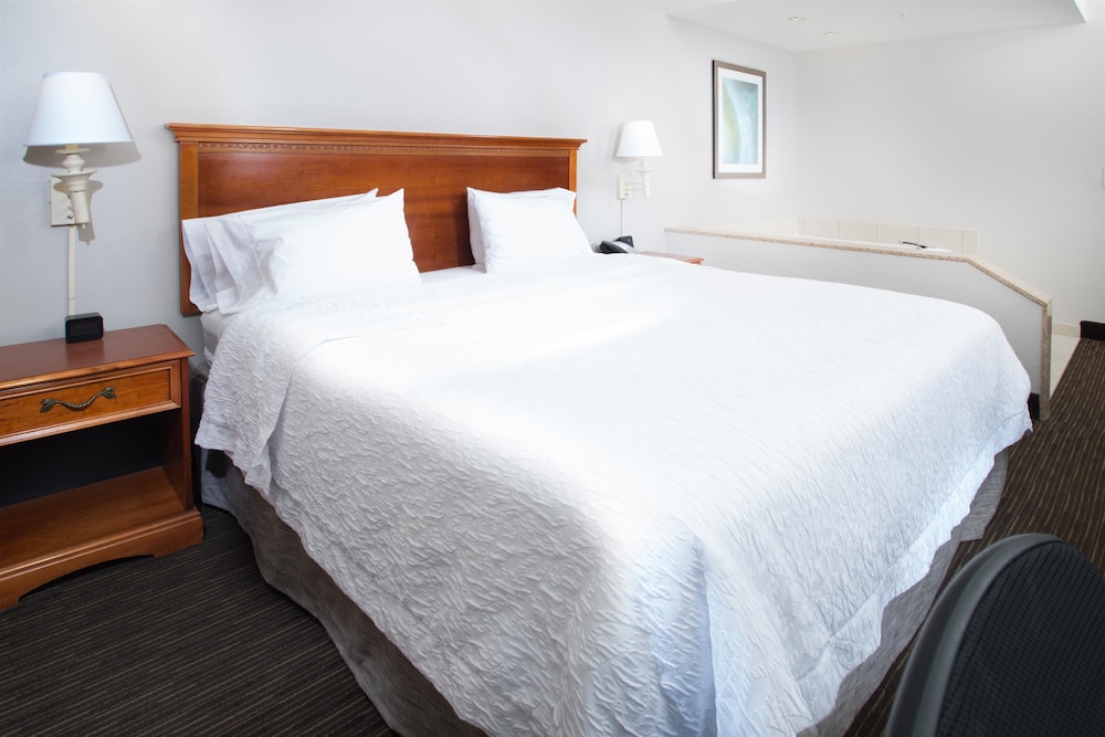 Hampton Inn Linden 16/75