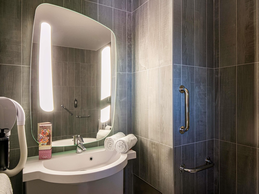 Ibis Manosque Cadarache 70/70
