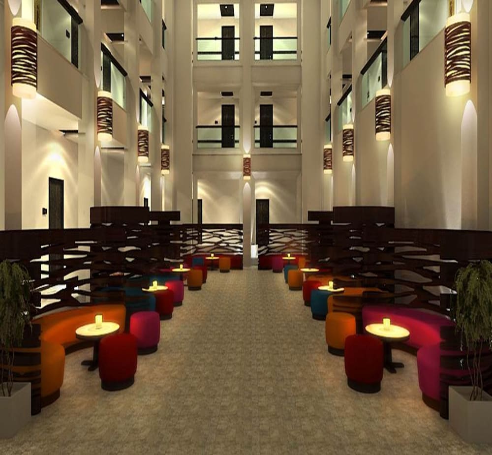 Ambar Sarovar Portico 45/48