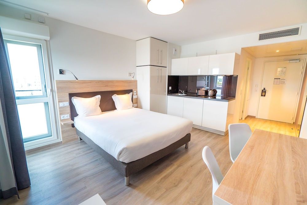 All Suites Appart Hotel Choisy Le Roi 16/48