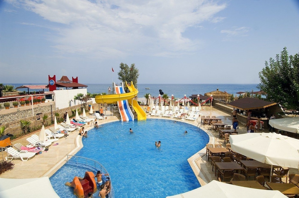 Club Hotel Sunbel 30/49