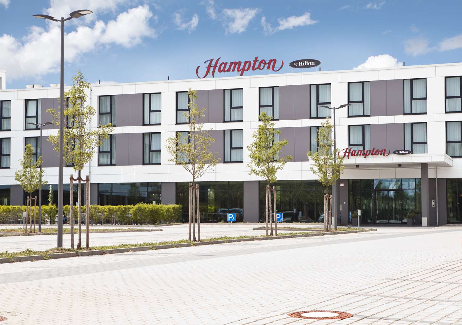 Hampton by Hilton Munich Airport South 1/12