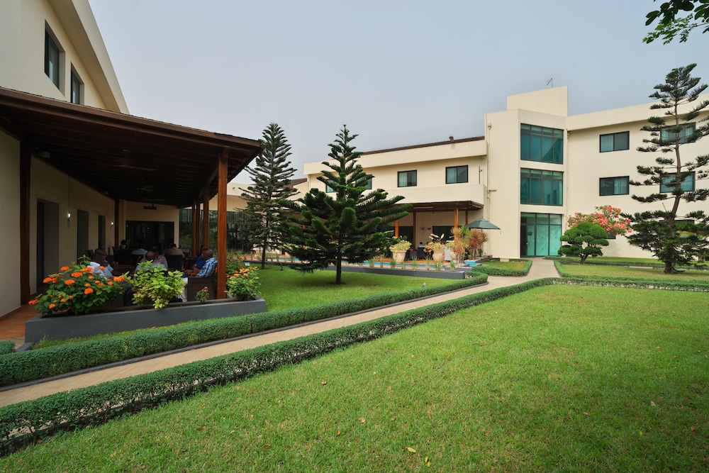Fiesta Royale Hotel 47/50