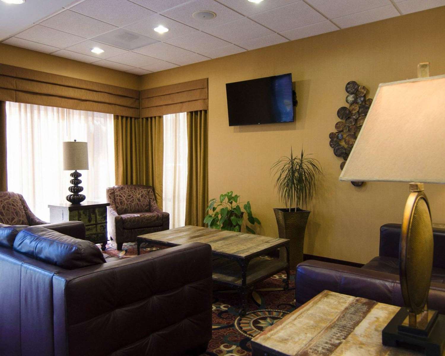 Affordable Suites Rogers/Bentonville, AR 10/19