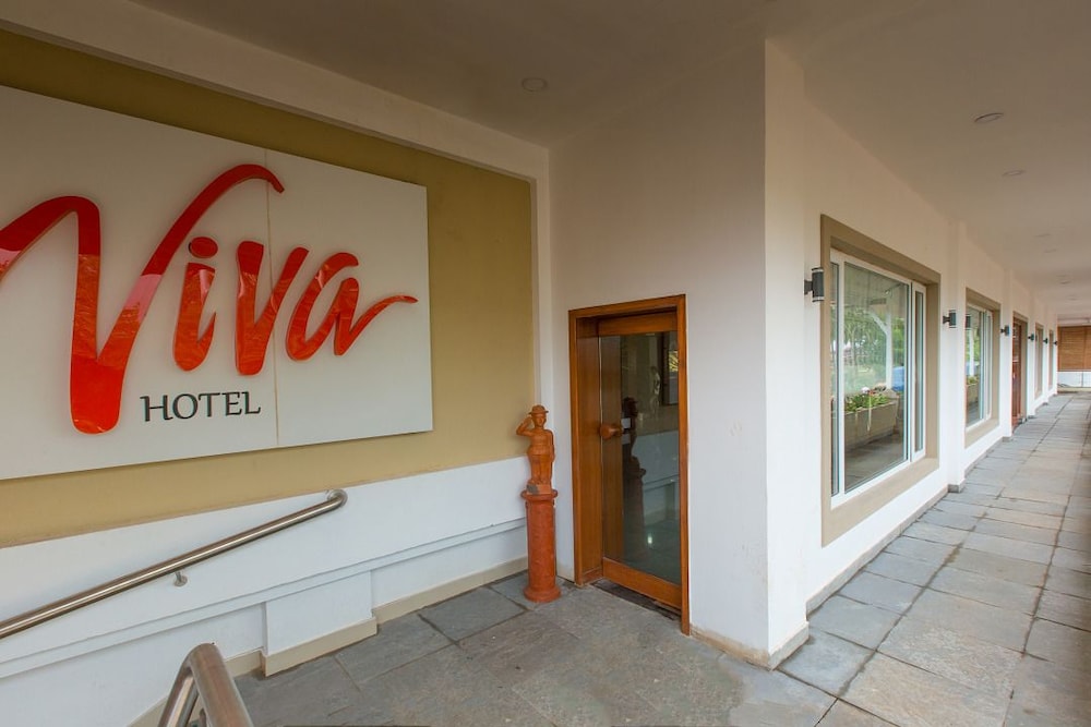 Viva Hotel 10/31