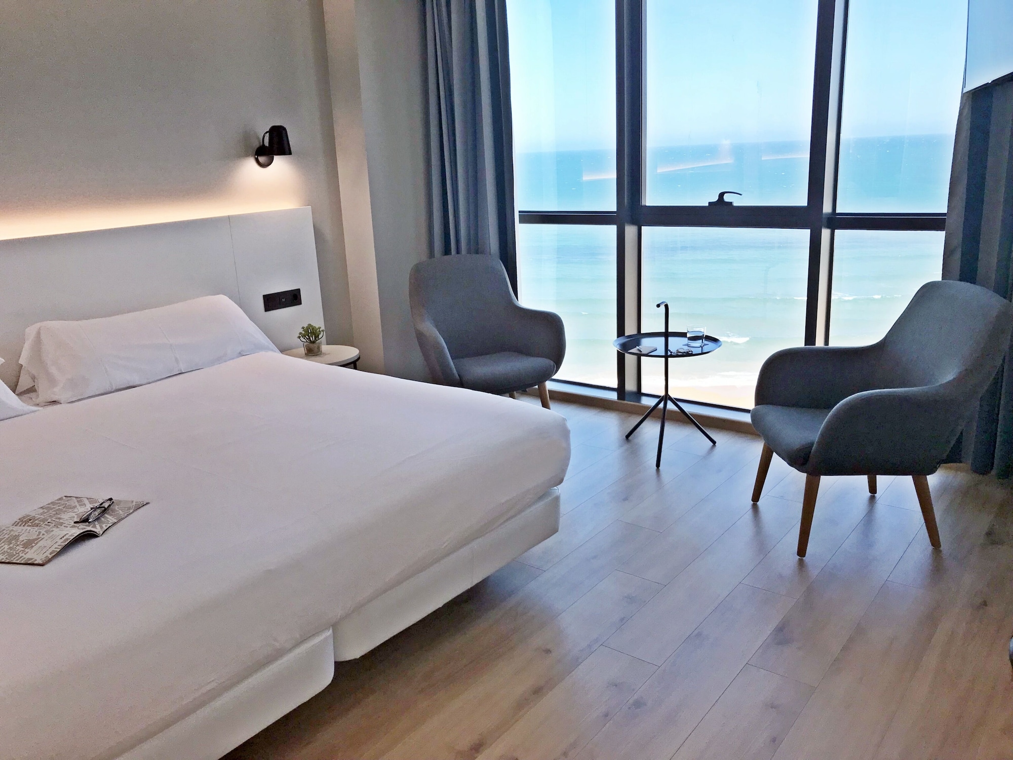 Superior, King Bed, Beach View, Principe de Asturias Hotel 4/7